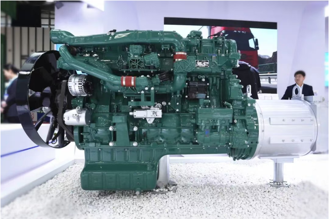 بفضل التكنولوجيا المتطورة وقاعدة جماهيرية واسعة، تُشعل شركة FAW Jiefang Power حماس معرض المحركات الدولية للاحتراق الداخلي!